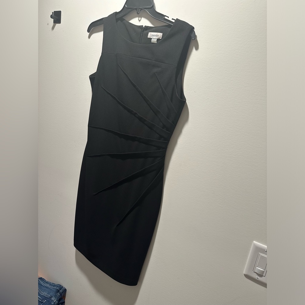 Black cocktail dress size 8 - Picture 5 of 6